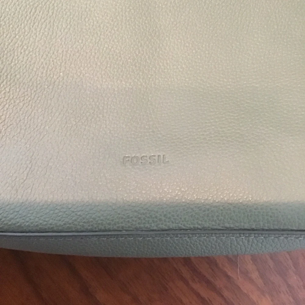 Fossil Tara Aloe Green Soft Pebbled Leather Crossbody‎ Bag Purse $269